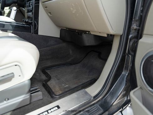 Used 2004 HUMMER H2 w/ Preferred Equipment Group image 56