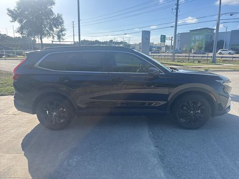 Used 2025 Honda CR-V Sport Touring image 8