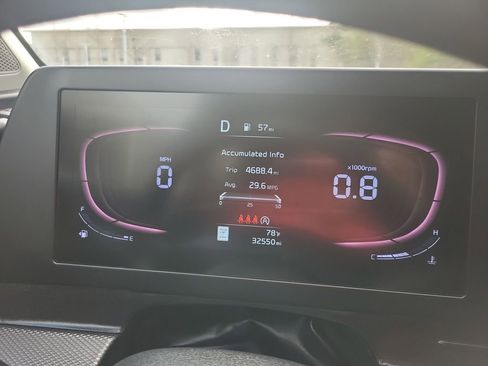 Used 2023 Kia Sportage LX image 31