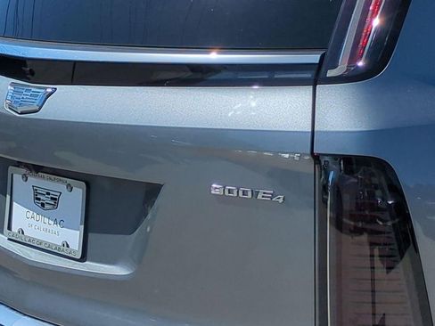 New 2026 Cadillac Vistiq Luxury w/ LPO, Floor Liner Package AWD/4WD image 19