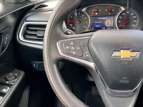 Used 2021 Chevrolet Equinox LT FWD image 23