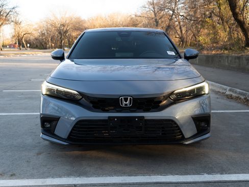 Used 2022 Honda Civic Sport Touring image 3
