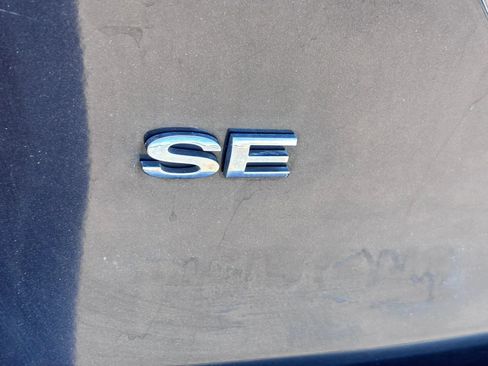 Used 2014 Ford Fiesta SE FWD image 6