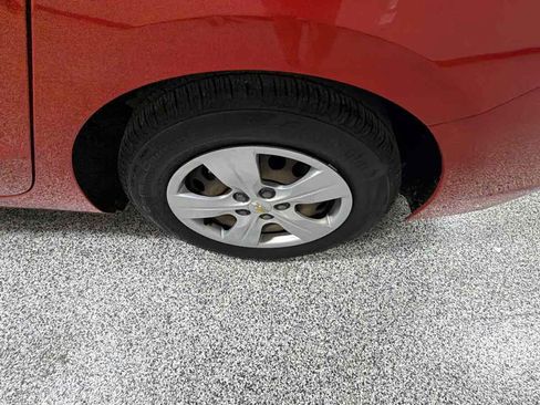Used 2016 Chevrolet Cruze LS FWD image 37