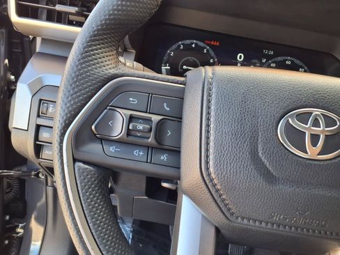 Certified 2024 Toyota Tacoma TRD Off-Road w/ TRD Off Road Upgrade Package AWD/4WD image 22