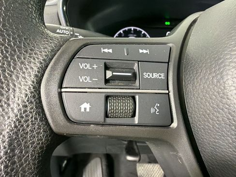 Used 2023 Honda CR-V EX image 16