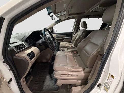 Used 2012 Honda Odyssey Touring image 17