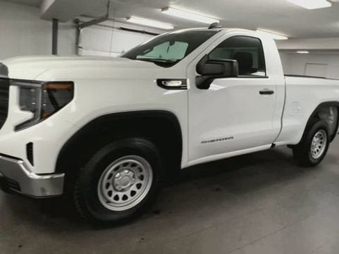 Certified 2025 GMC Sierra 1500 Pro w/ Pro Value Package RWD image 4