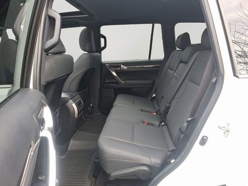 Used 2023 Lexus GX 460 Premium image 8