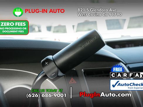 Used 2013 Toyota Tundra 4x4 CrewMax w/ Tow Pkg image 23