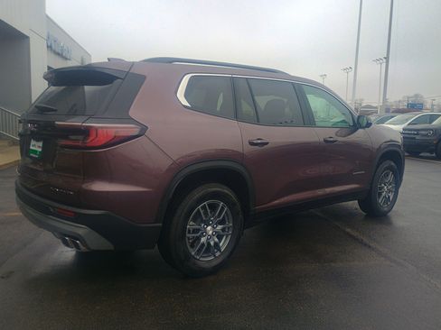 Used 2025 GMC Acadia Elevation w/ LPO, Floor Liner Package image 13