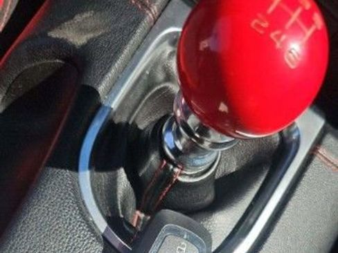 Used 2020 Ford Mustang GT Premium w/ Equipment Group 401A image 9