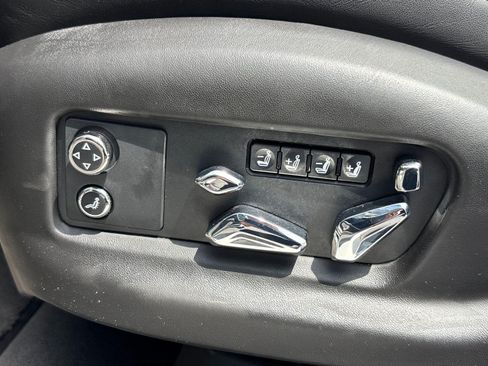 Used 2021 Bentley Flying Spur W12 AWD/4WD image 21