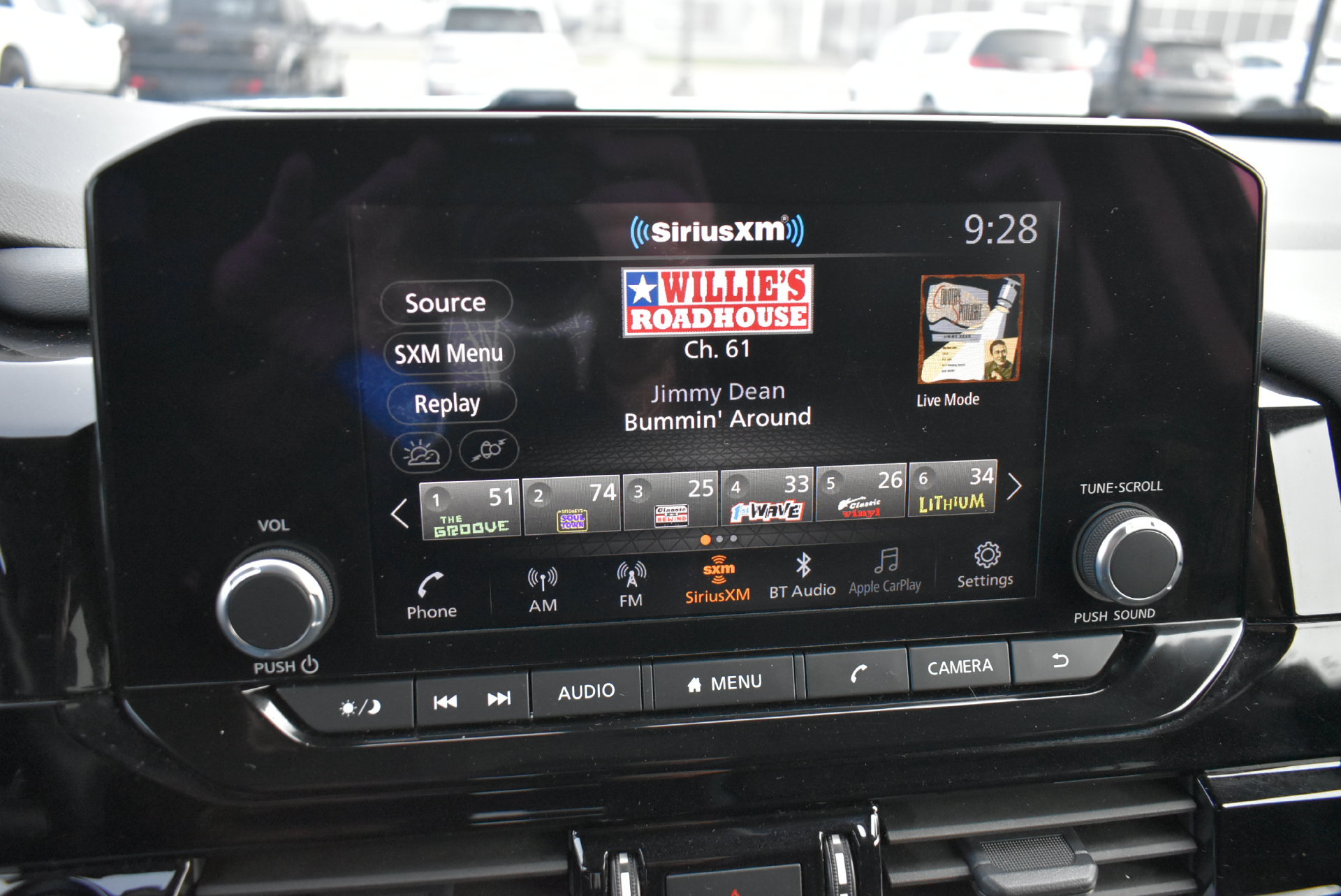 Used 2025 Nissan Pathfinder SV AWD/4WD image 28