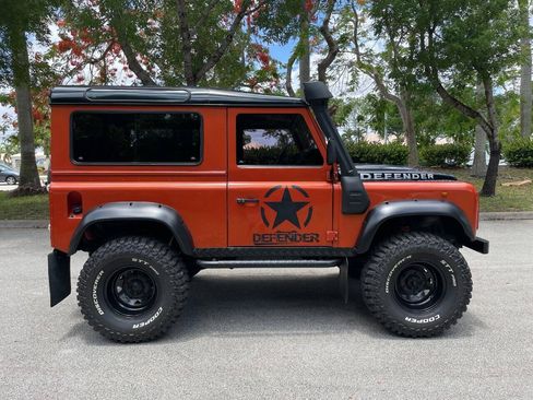 Used 1996 Land Rover Defender image 8