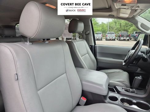Used 2020 Toyota Sequoia Limited w/ Safety & Convenience Package image 16