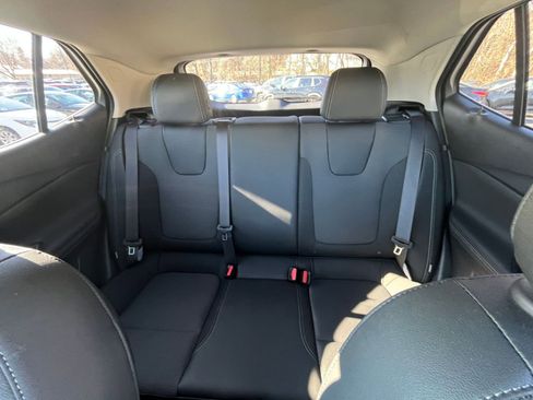 Used 2025 Buick Encore GX Preferred image 32