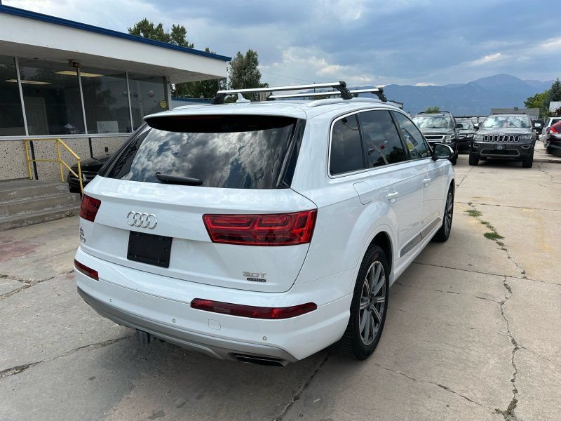 Used 2018 Audi Q7 3.0T Prestige AWD/4WD image 7