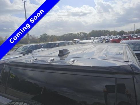 Used 2026 GMC Hummer EV SUV image 8