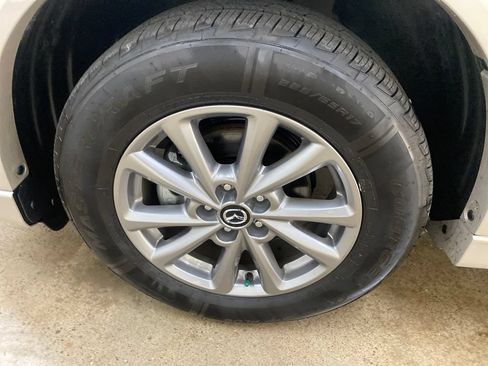 Certified 2025 MAZDA CX-5 AWD 2.5 S w/ Preferred Package image 21