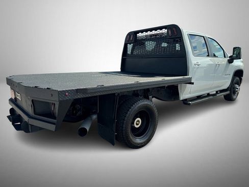 Used 2021 Chevrolet Silverado 3500 LT w/ Snow Plow Prep Package AWD/4WD image 3