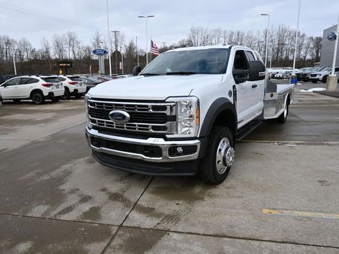 Used 2024 Ford F550 2WD SuperCab Super Duty w/ XLT Value Package image 6
