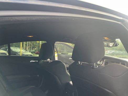 Used 2023 Dodge Charger R/T w/ Harman/Kardon Audio Group image 29