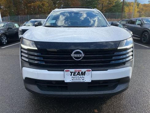 New 2026 Nissan Kicks SV w/ SV Premium Package image 4