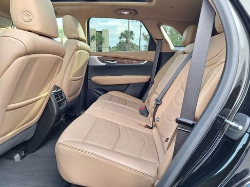 Certified 2024 Cadillac XT5 Premium Luxury w/ Platinum Package image 11