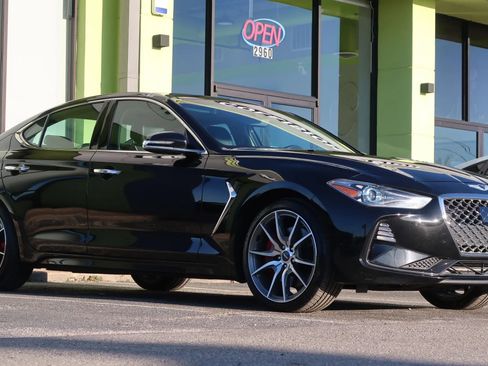 Used 2021 Genesis G70 3.3T image 6
