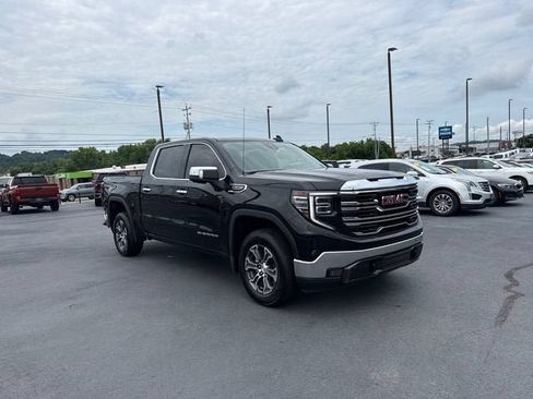 Used 2025 GMC Sierra 1500 SLT AWD/4WD image 1