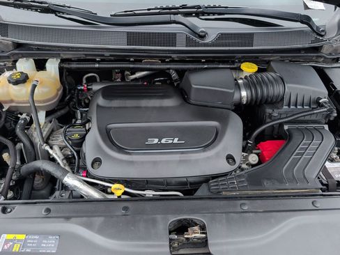 Used 2017 Chrysler Pacifica Touring-L image 21