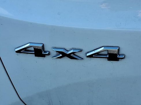 Used 2022 Jeep Renegade Latitude w/ Convenience Group image 9