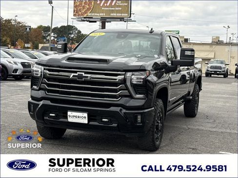 Used 2024 Chevrolet Silverado 3500 High Country w/ Technology Package image 14