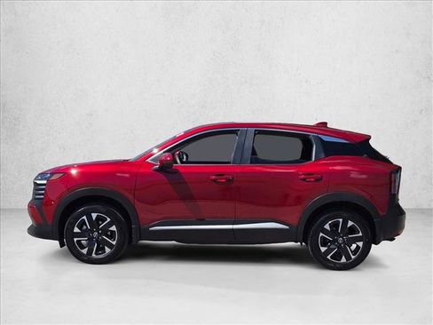 Used 2025 Nissan Kicks SV AWD/4WD image 9