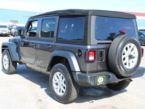 Used 2023 Jeep Wrangler Unlimited Sport AWD/4WD image 6