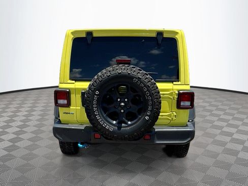 Used 2023 Jeep Wrangler Unlimited w/ Sun & Screen Package AWD/4WD image 7