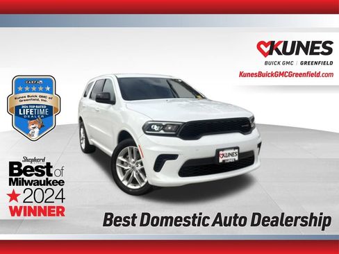 Used 2024 Dodge Durango GT image 1