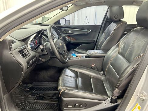Used 2014 Chevrolet Impala LTZ image 19