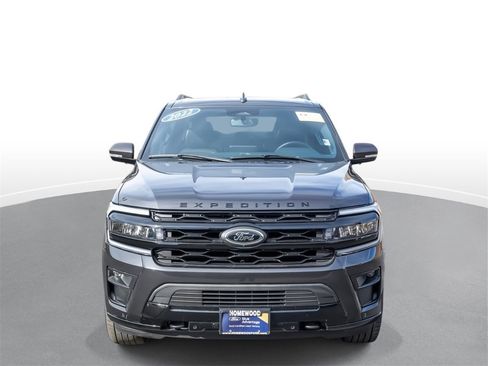 Certified 2022 Ford Expedition Max Limited image 3