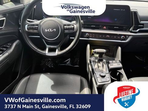 Used 2025 Kia Sportage EX FWD image 15