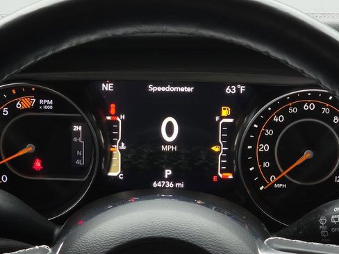 Used 2023 Jeep Wrangler Unlimited Sahara w/ Cold Weather Group AWD/4WD image 11