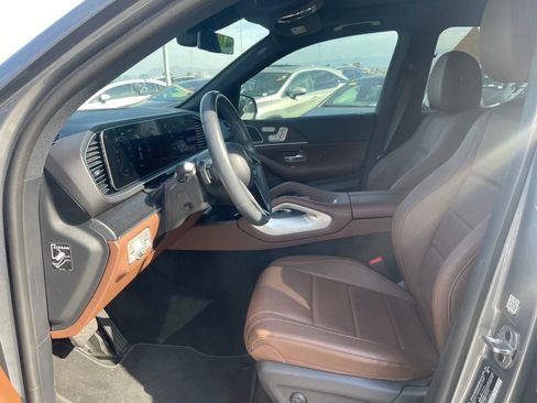 Used 2024 Mercedes-Benz GLE 350 4MATIC image 6