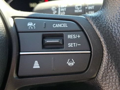 Certified 2024 Honda HR-V LX image 21