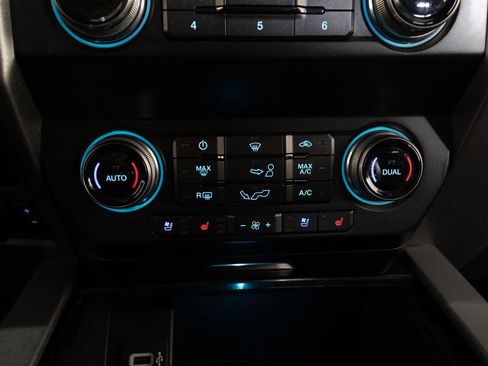 Used 2019 Ford F150 Raptor w/ Equipment Group 802A Luxury AWD/4WD image 35