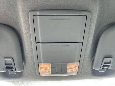 Used 2015 Ford F250 XL w/ Power Equipment Group AWD/4WD image 16