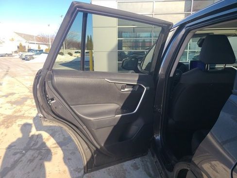 Used 2025 Toyota RAV4 XLE image 14
