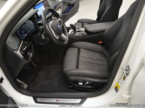 Used 2023 BMW 530e w/ M Sport Package RWD image 17