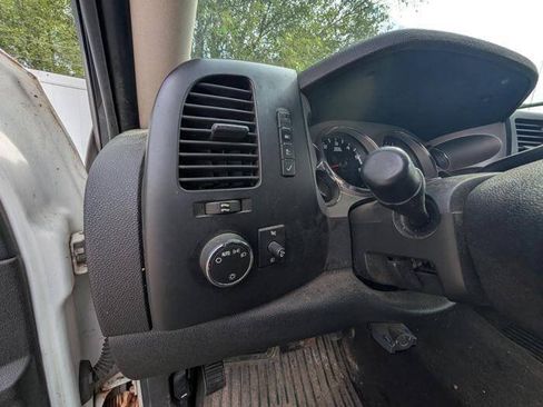 Used 2007 GMC Sierra 2500 SLE w/ SLE1 Preferred Package AWD/4WD image 34