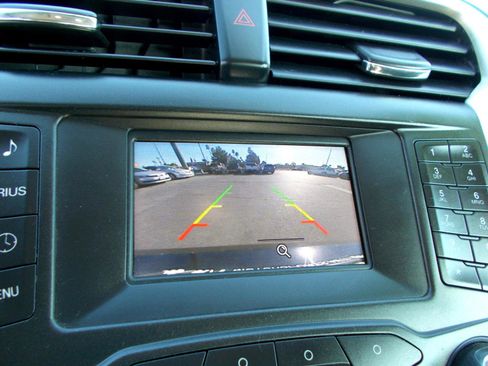 Used 2016 Ford Fusion SE w/ Equipment Group 201A image 25